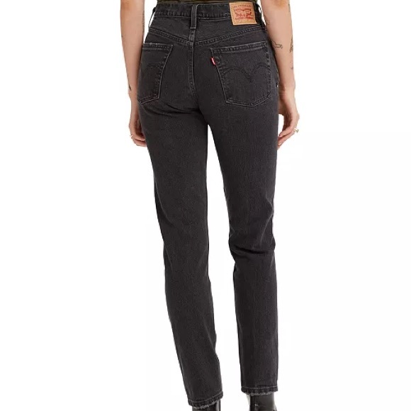 NWT Levi’s 501 Skinny Women’s Jean - Picture 2 of 4